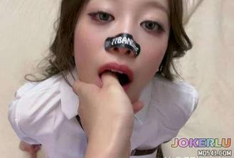  无套探妹妹的嫩穴 创可贴