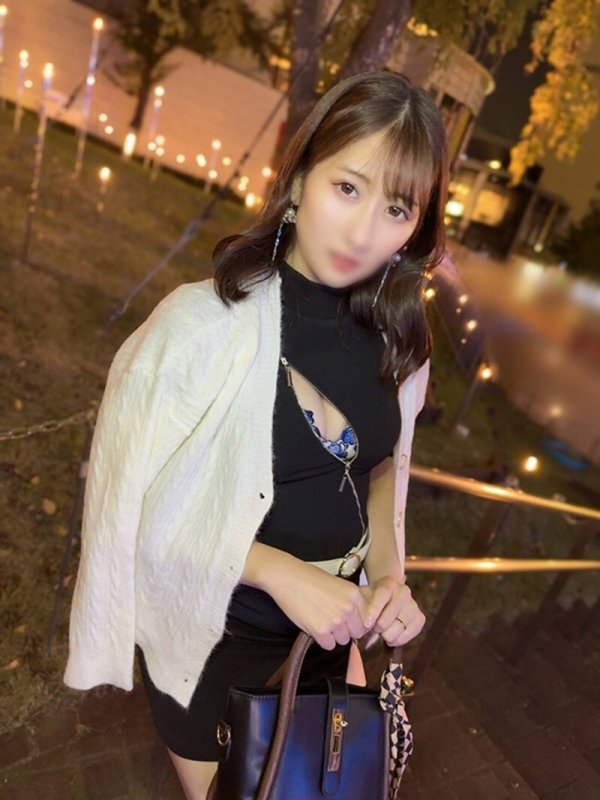 FC2-PPV-4811816 【淫蕩妻子】老公同意★接受內射★全職家庭主婦，28歲⇒熱愛無套性交的飢渴妻子，粉嫩美麗的陰戶噴出濃稠精液*持續不斷